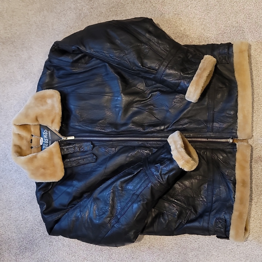 Vilanto Authentic Leather Bomber Jacket Faux Shearling Lined Men’s Large